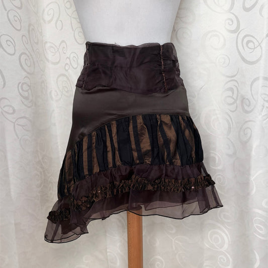 00’s whimsical asymmetrical brown skirt with tulle & sequin details 🧚🏾