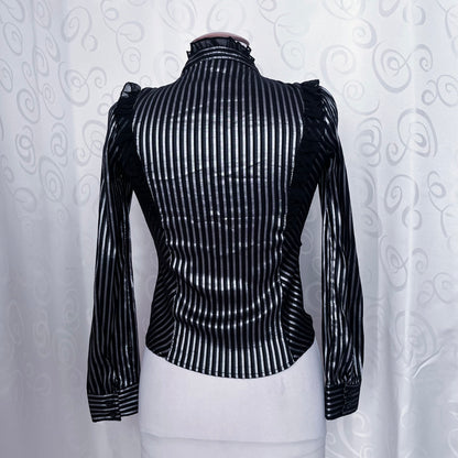 00’s Gothic/Jirai Kei striped ruffle shirt 🖤🌀
