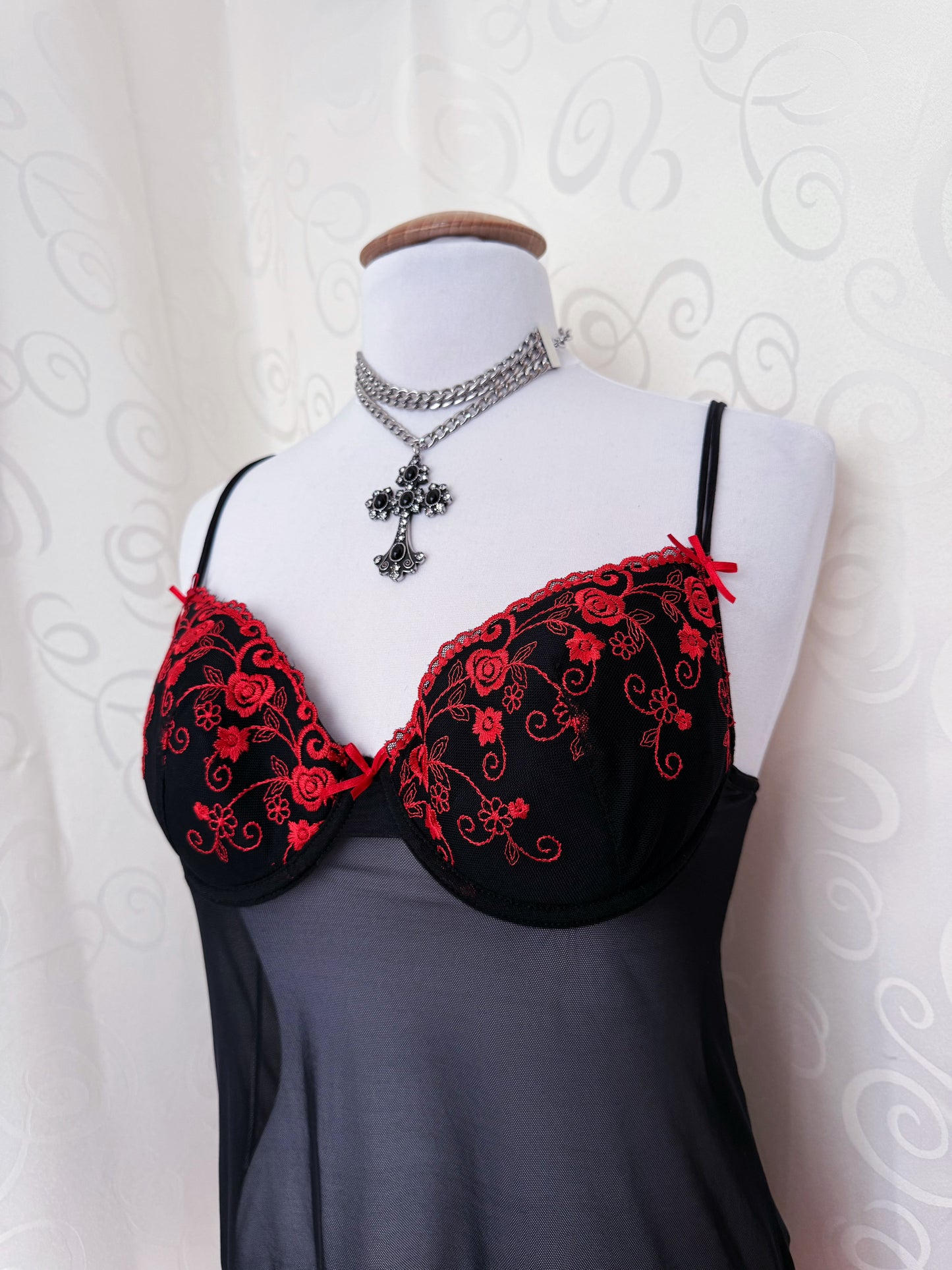 Whimsygoth/Vampire black bustier top with red embroidered details 🦇💔
