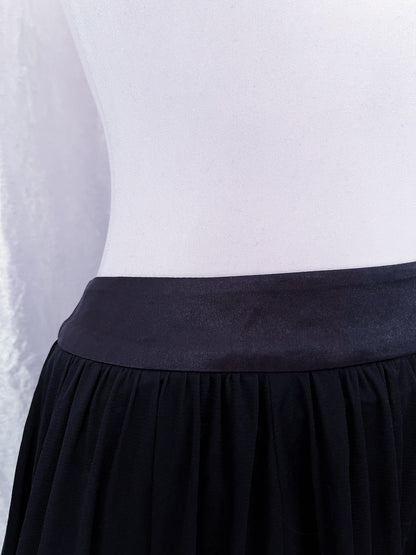 Gothic / dark coquette skirt 🖤
