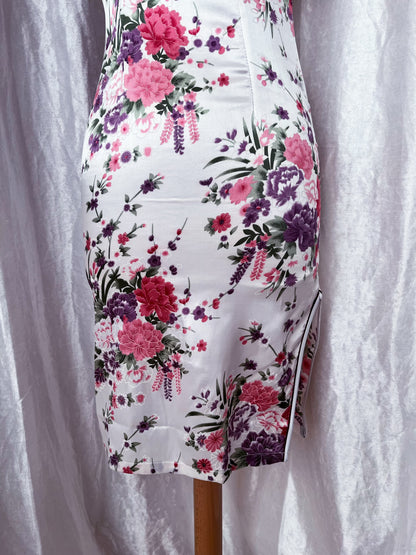Modern white floral Qipao dress 🪷