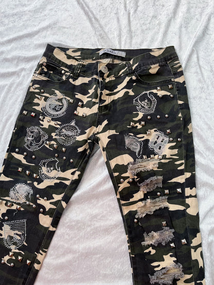 Alt ripped army jeans 🕸️🔫🦇