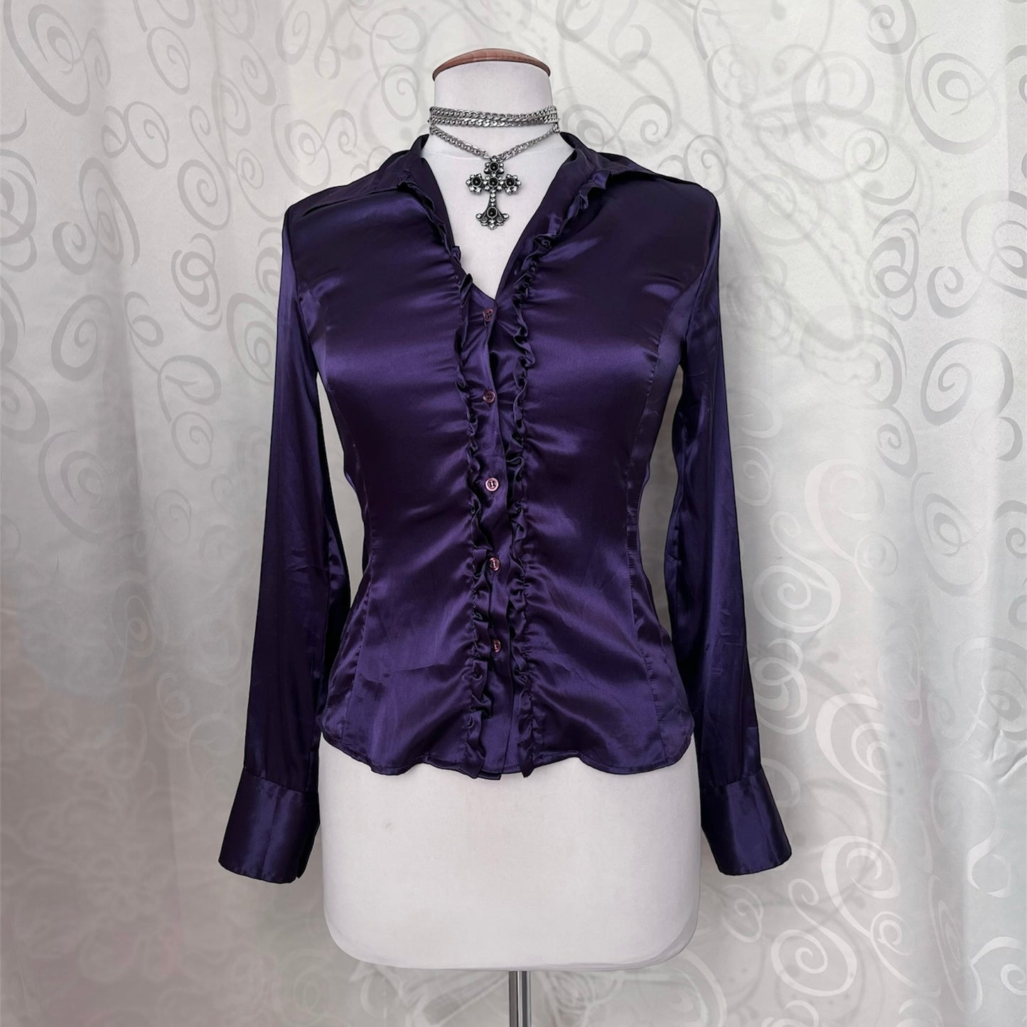 00’s Gothic purple satin shirt with ruffle details 💜