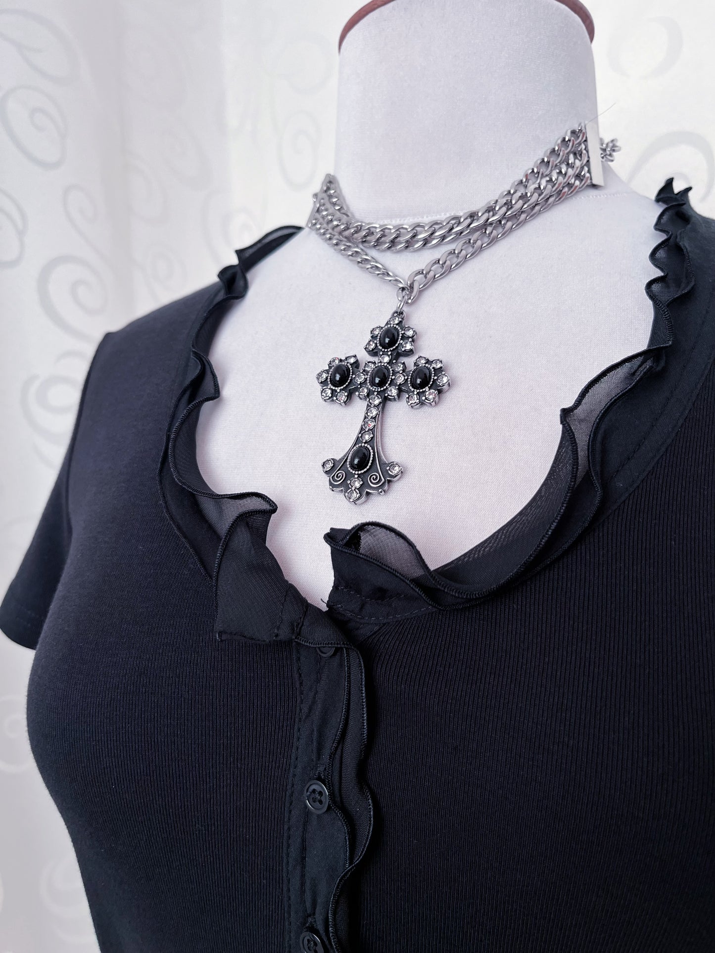 Dark coquette/Gothic cotton black shirt 🕷️