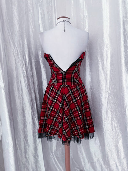 00's punk style tartan dress with tulle detail ❣️🦇