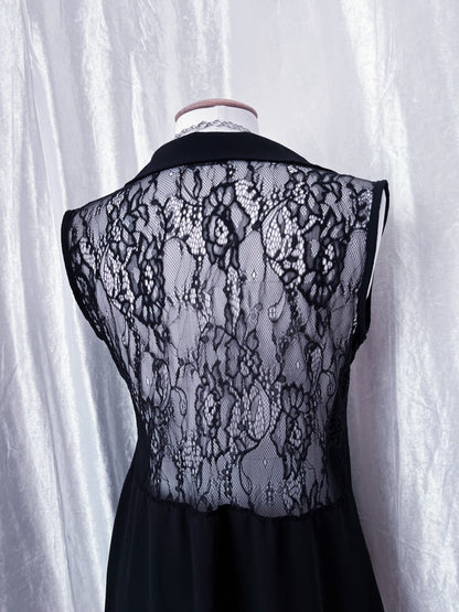 Gothic black shirt with lace and long tail on the back 🕸️🕷️