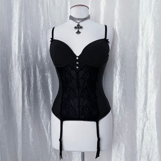 00’s Gothic striped corset with garters 🕸️