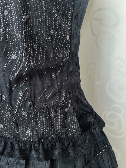 00’s deadstock dark whimsy sequin & velvet top 🌀🦇