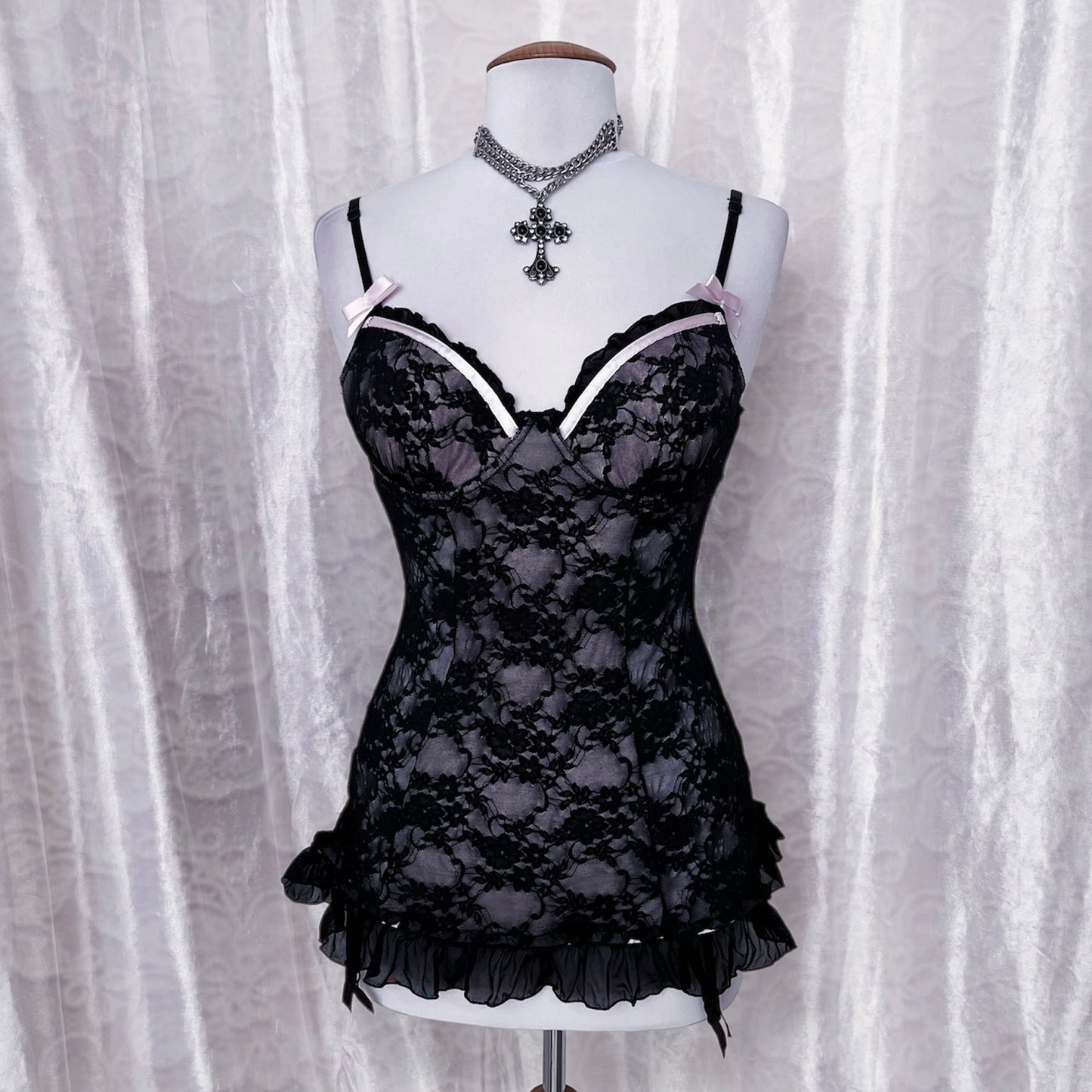 Dark fairy lace babydoll with garter detail 🧚🏽‍♀️