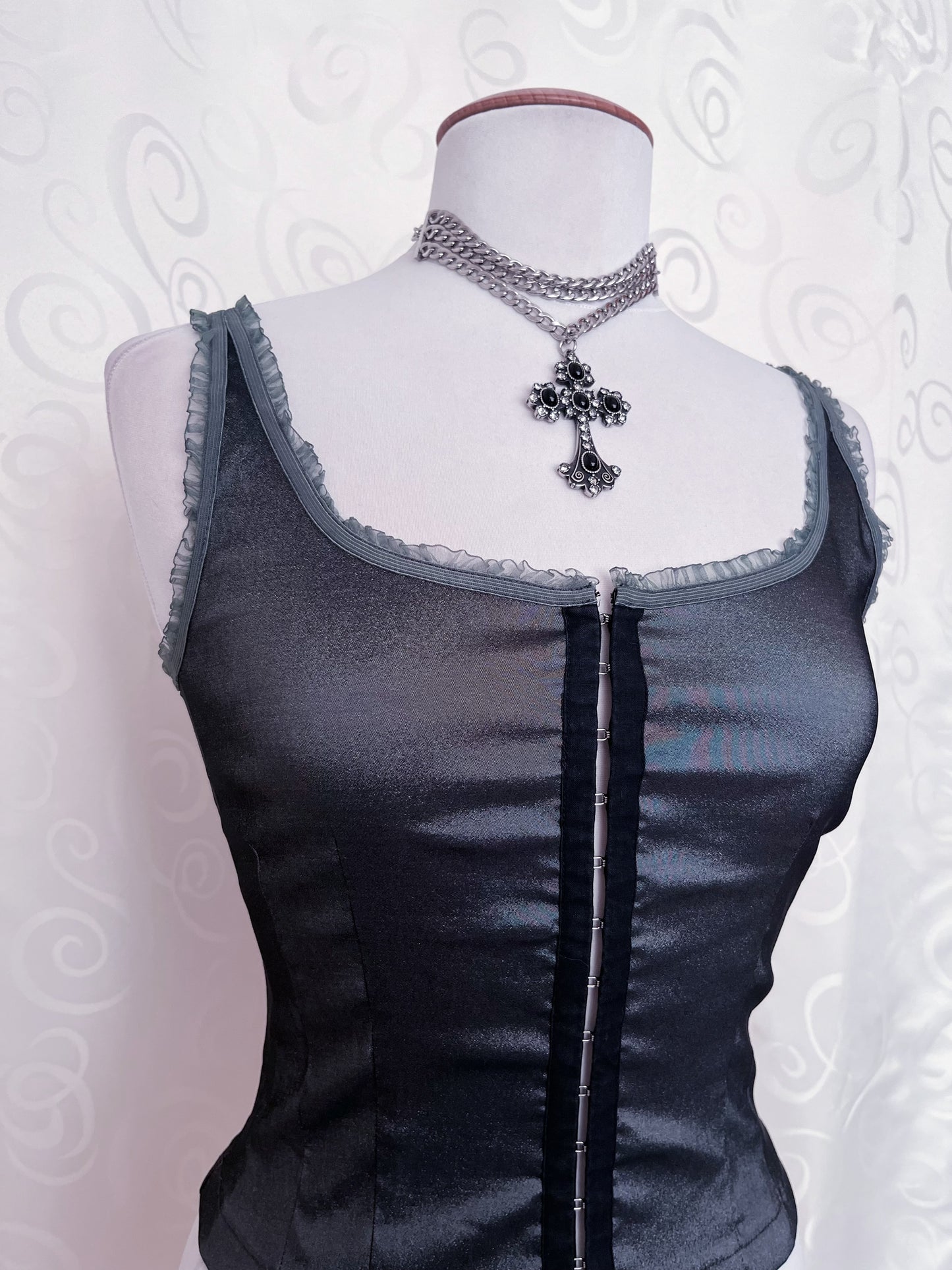 Whimsy fairy vero moda dark silver corset top 📎🩶
