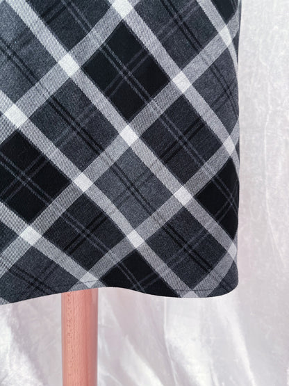 Orsay plaid grey office skirt with pockets on the side ✨