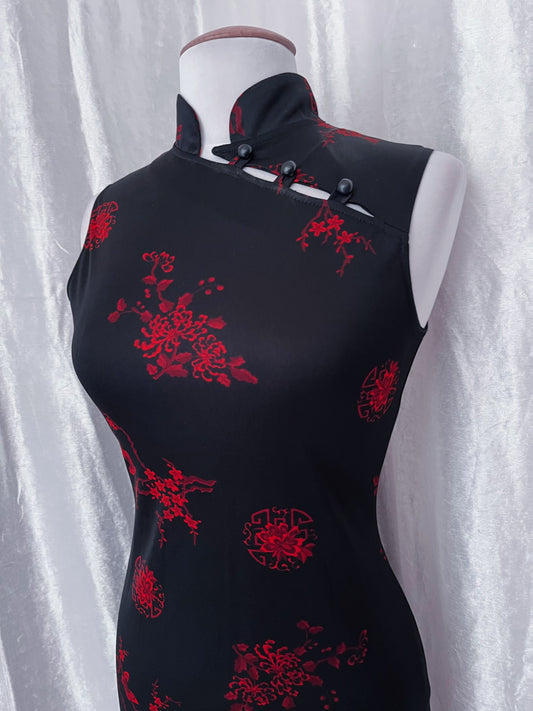 Pimkie asian Qipao style dress with red print details 🐉