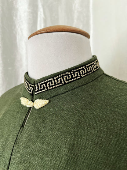 Chinese Qipao/Cheongsam khaki top 💚🐍