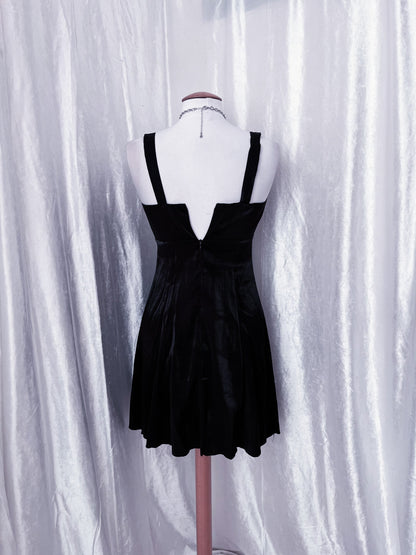 Vintage Elfio silky black gothic dress 🦇