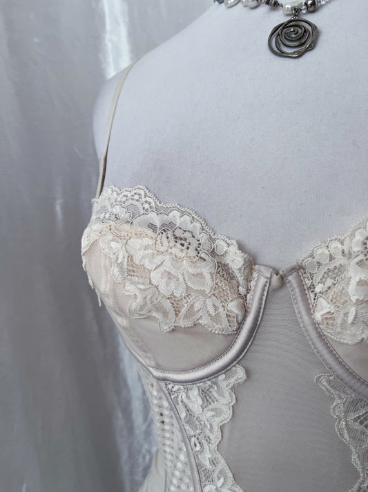 H&M coquette cream mesh & lace corset 🪽
