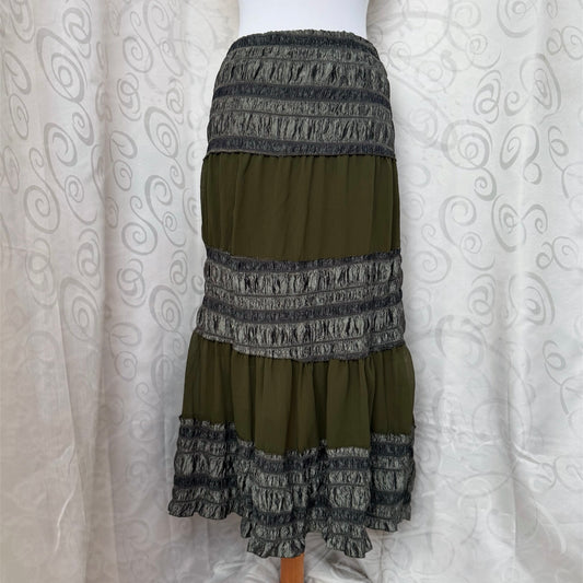 Deadstock Whimsygoth olive green maxi skirt 🧚🏾