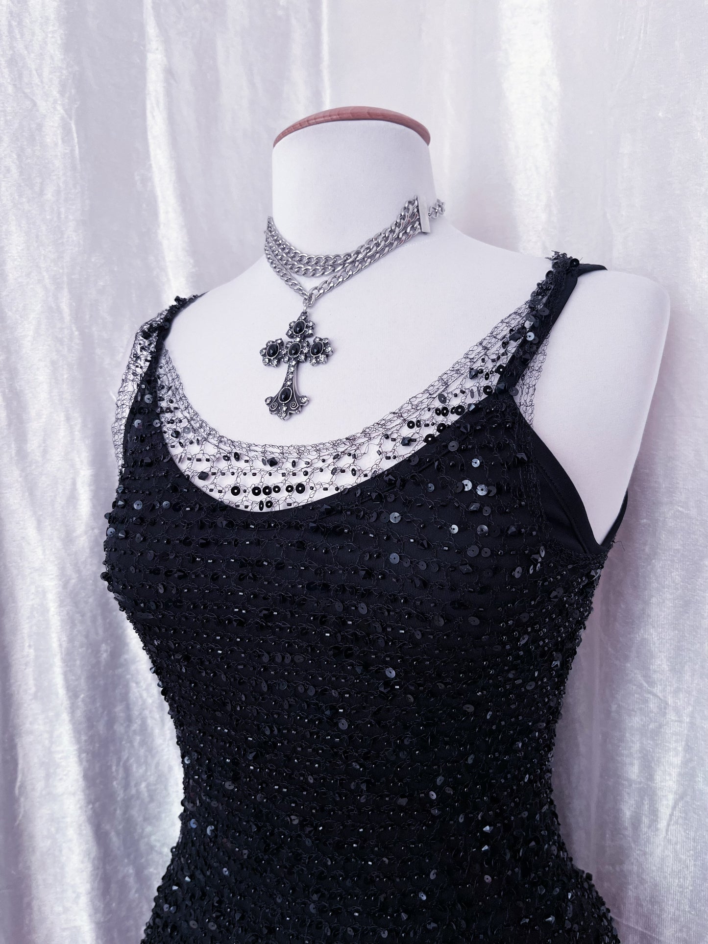 Nicowa sequin black top 🦇