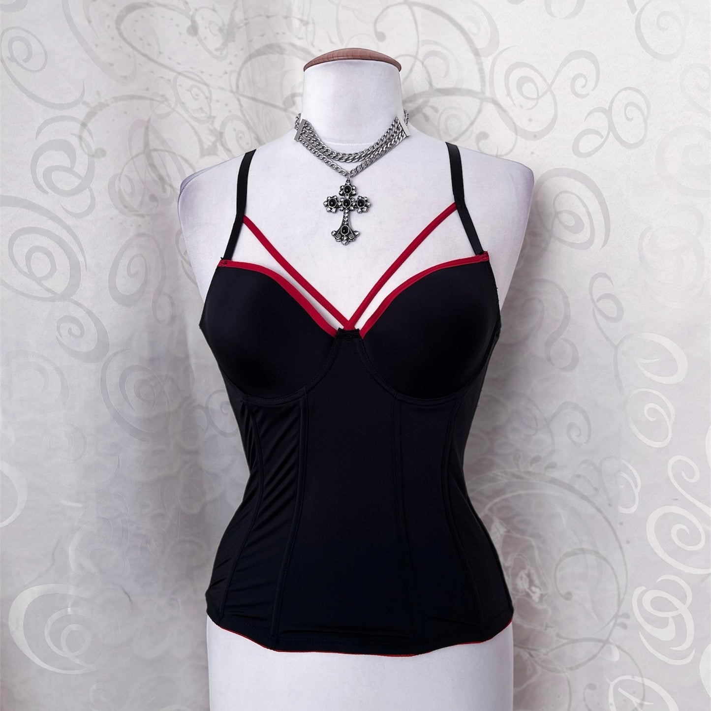 Alt black corset with harness & red details ♥️