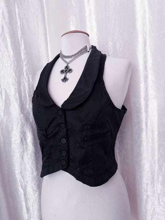 Essential black vest top 🎼