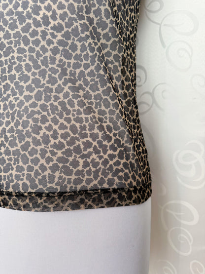 00’s mesh leopard print tank top with lace detail 🐆🦇