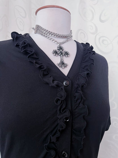 Gothic/Jirai Kei style ruffle black shirt with short sleeves 🦇