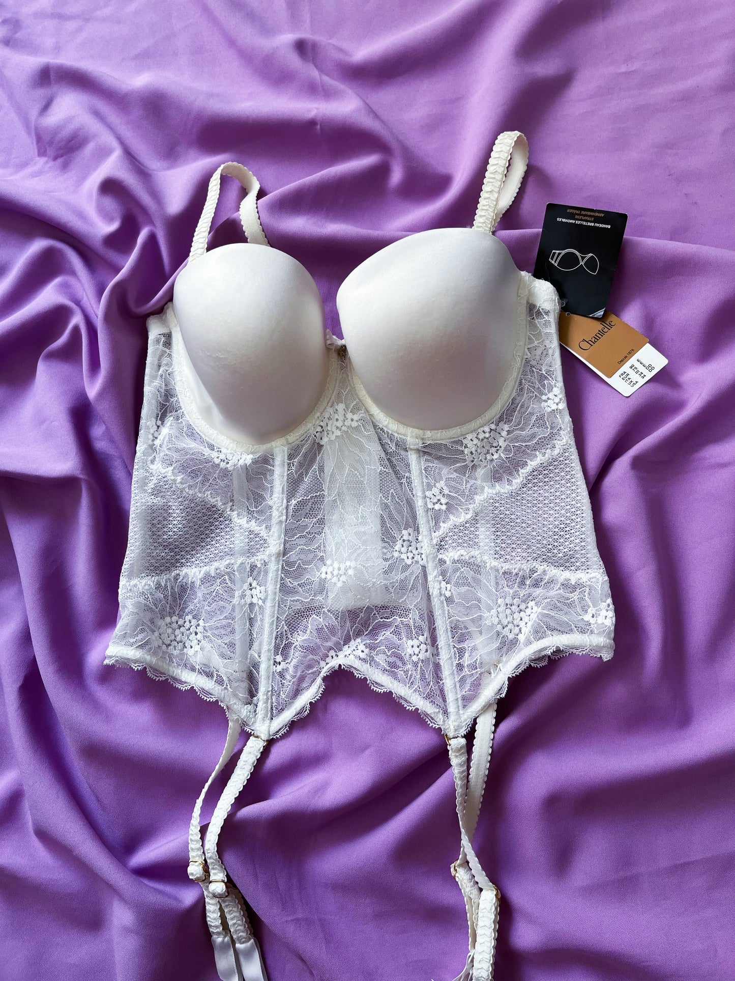 Chantelle brand new angelic milk corset 🪽