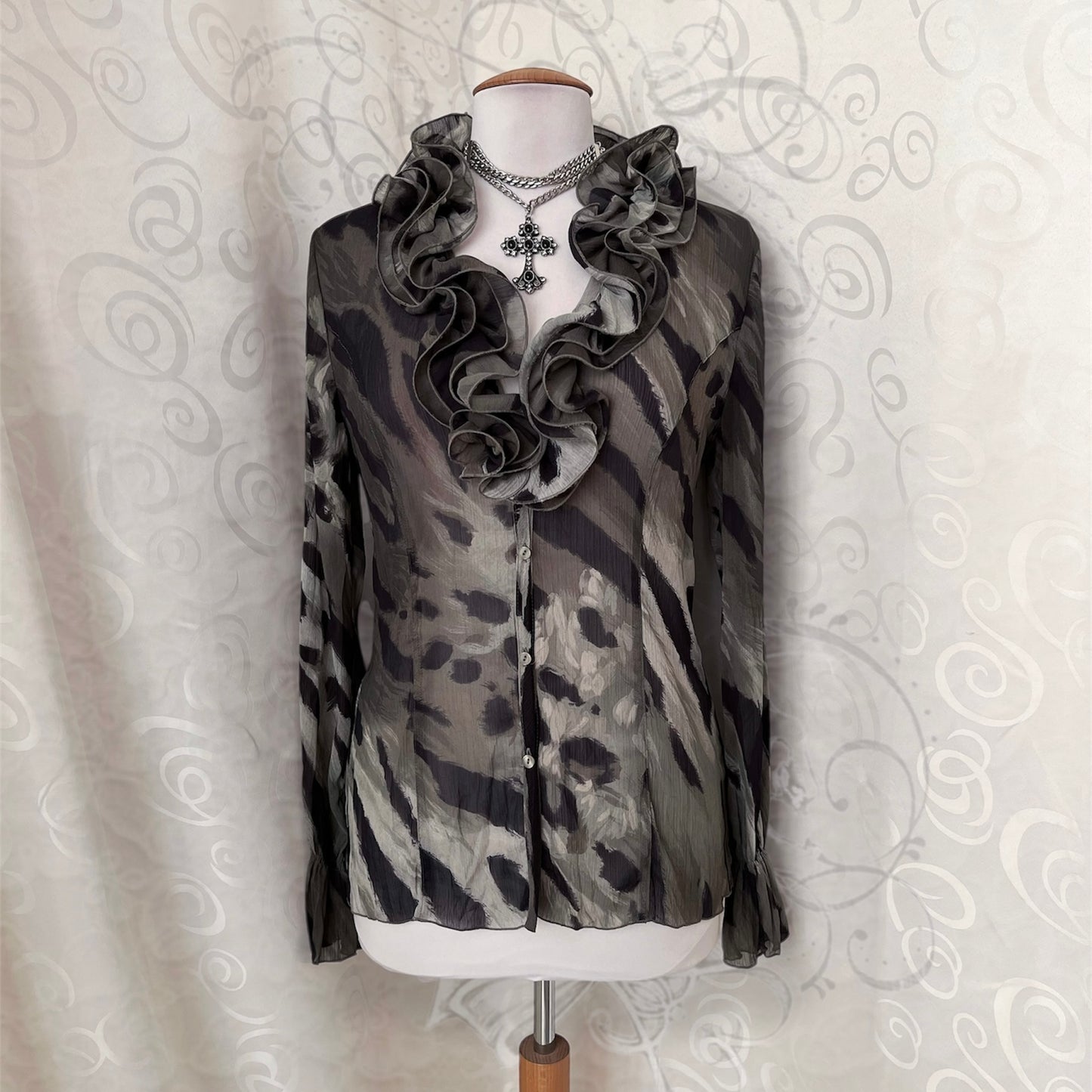 00’s whimsy fairy khaki mesh shirt with ruffle detail 🧚🏾