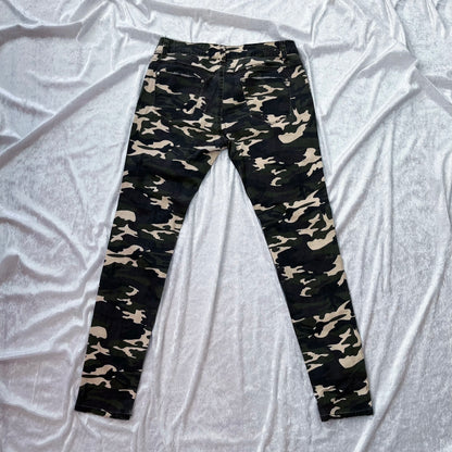 Alt ripped army jeans 🕸️🔫🦇