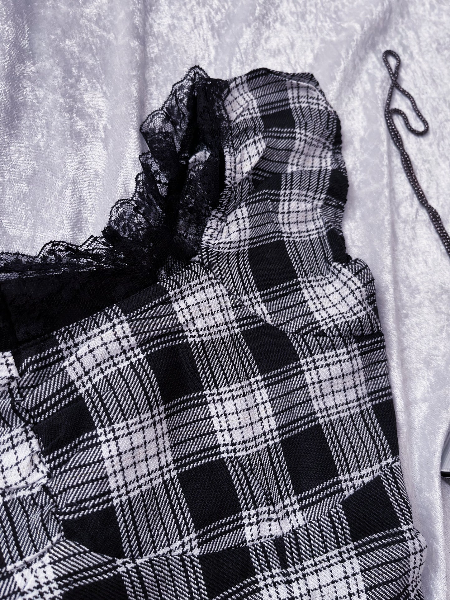 Dark Coquette / Jirai Kei style puffy layered tartan top with lace details 🕷️🎞️