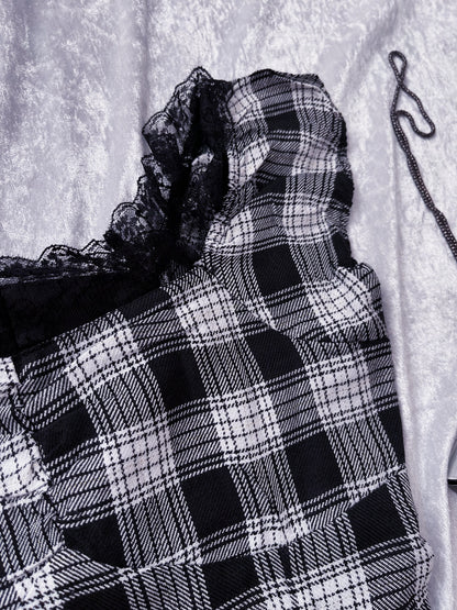 Dark Coquette / Jirai Kei style puffy layered tartan top with lace details 🕷️🎞️