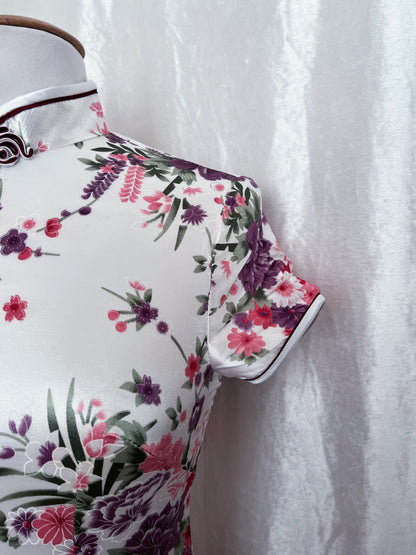 Modern white floral Qipao dress 🪷