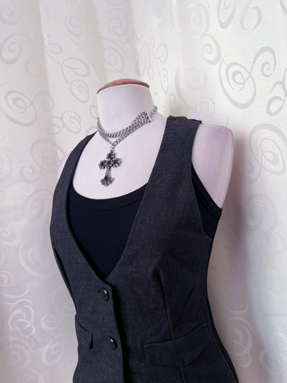 00's Dark coquette tank top with sewn vest effect 🦷