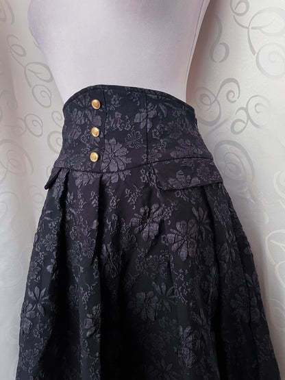 Μodern Gothic lolita black embossed floral skirt 🕷️🥀