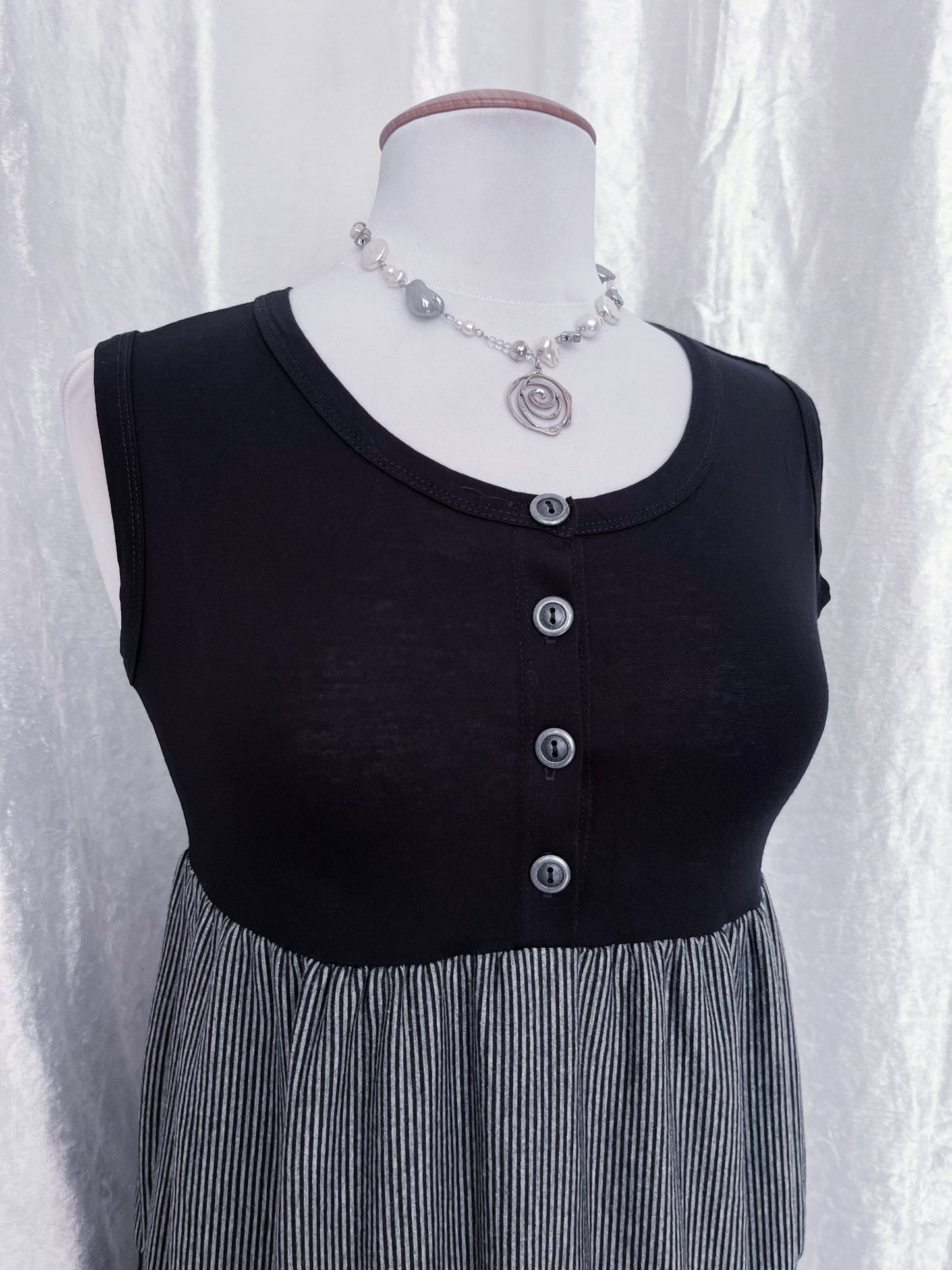 00’s dark coquette / Jirai Kei dress 🎀