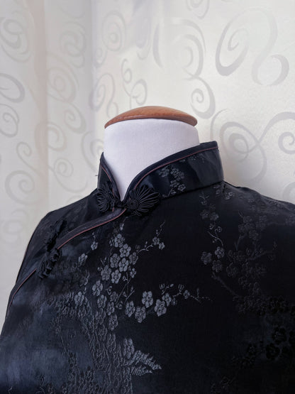 00’s satin black Qipao dress 🖤