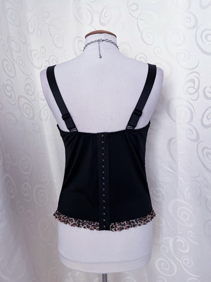 Iconic leopard print mesh corset with pink lace-up detail 🎀