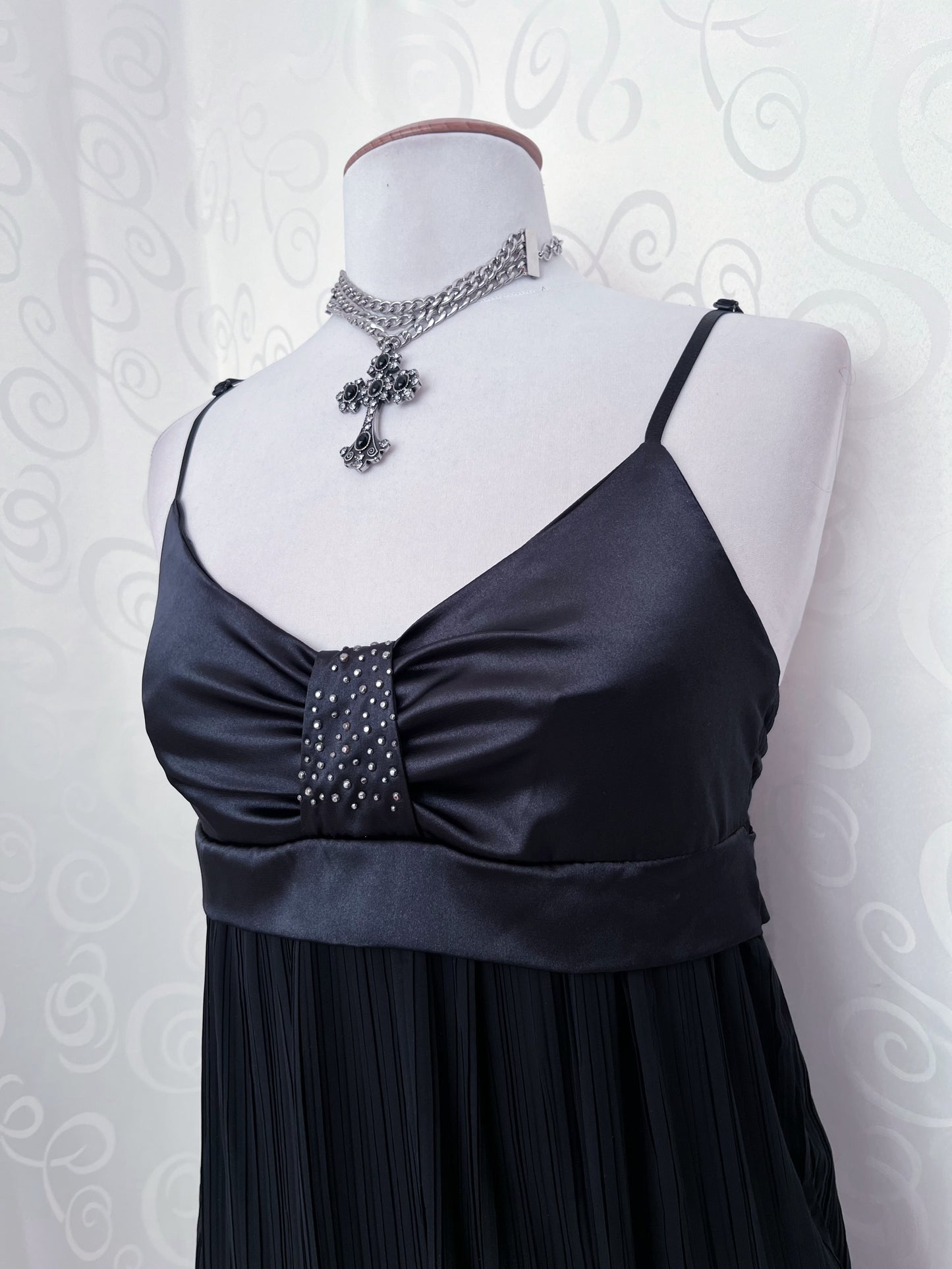 00’s deadstock black balloon mesh dress 🦇