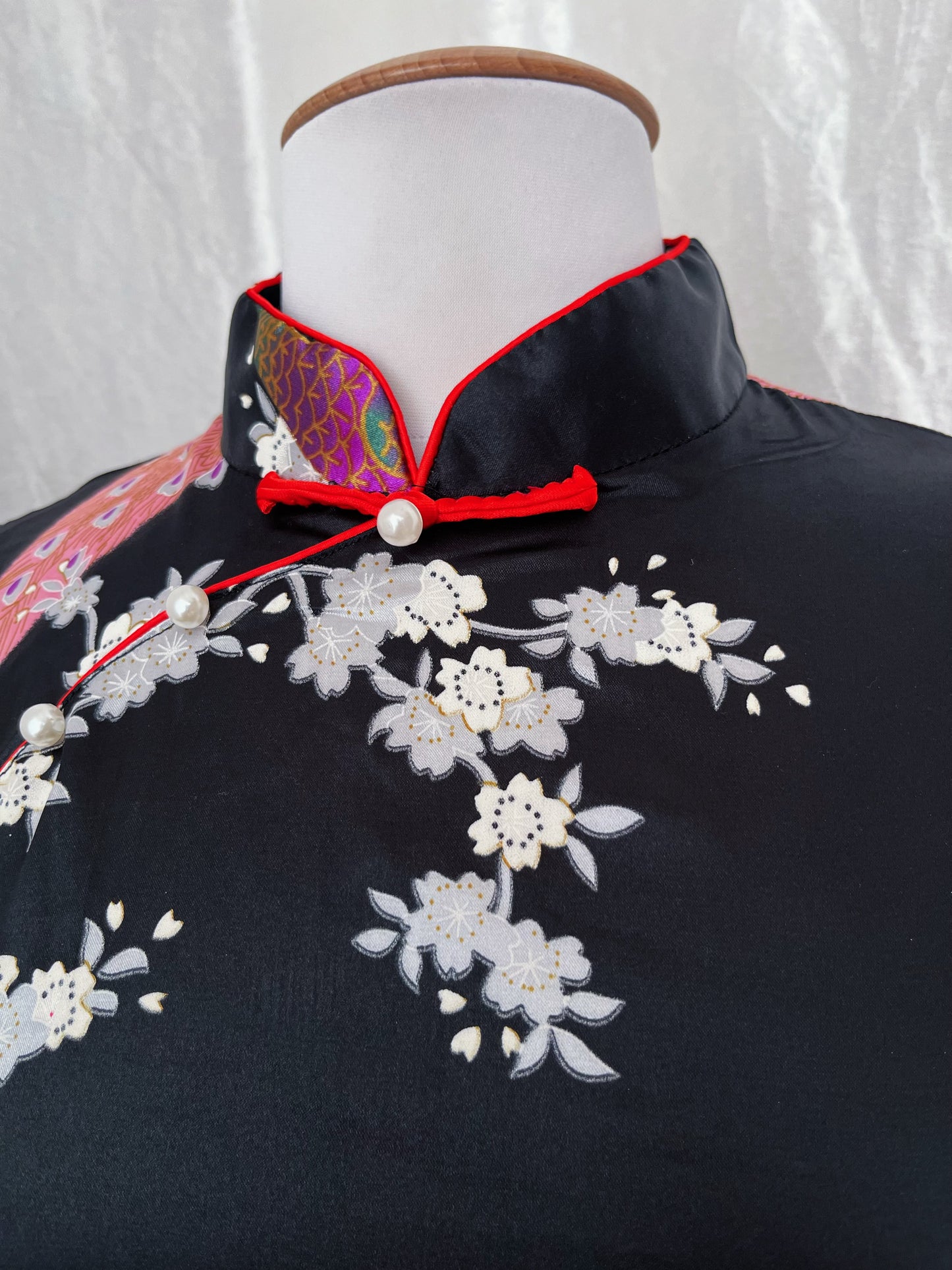 Modern black peacock Qipao dress 🍥