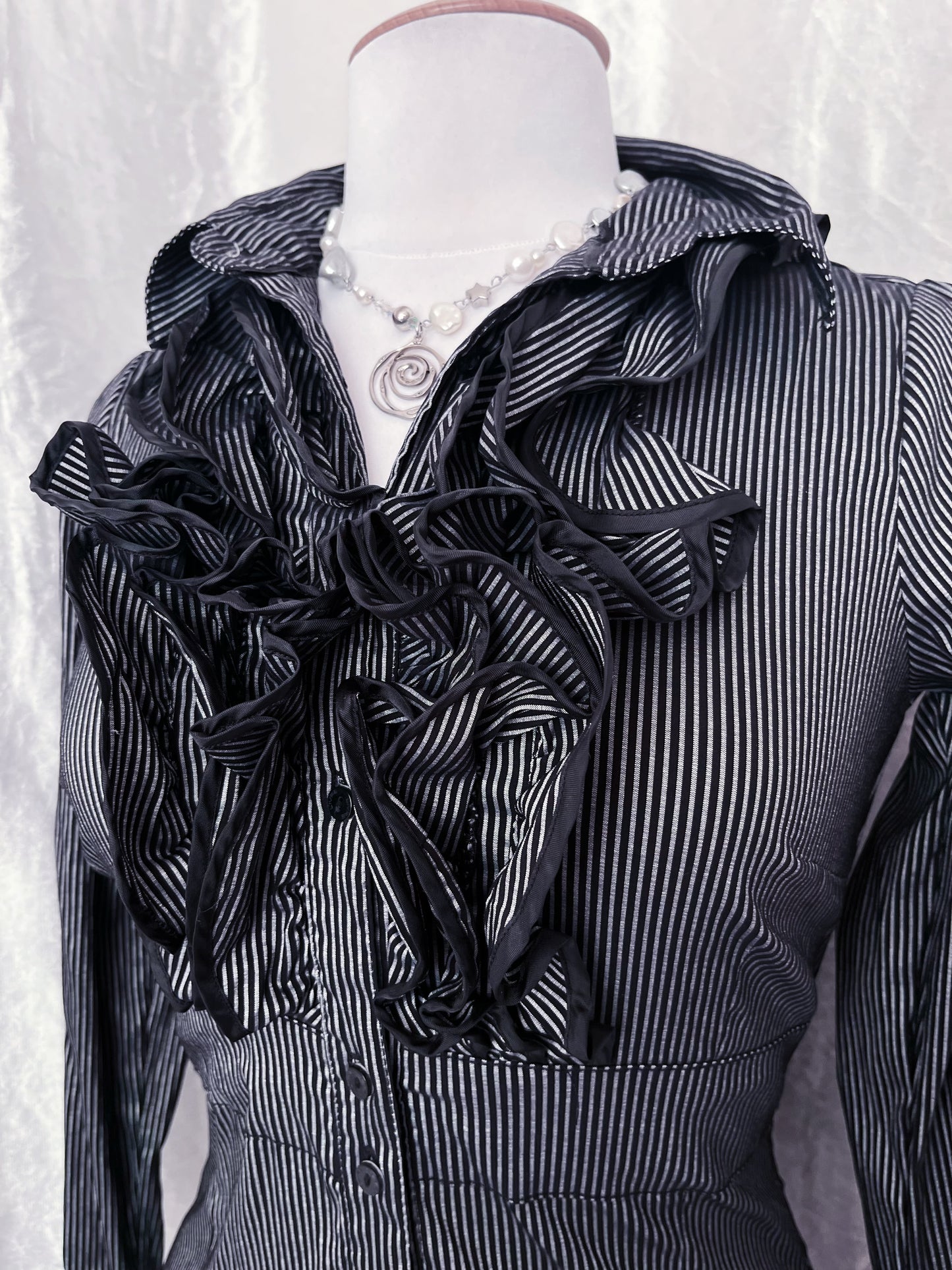Gothic lolita striped victorian style shirt 🎀🗝️