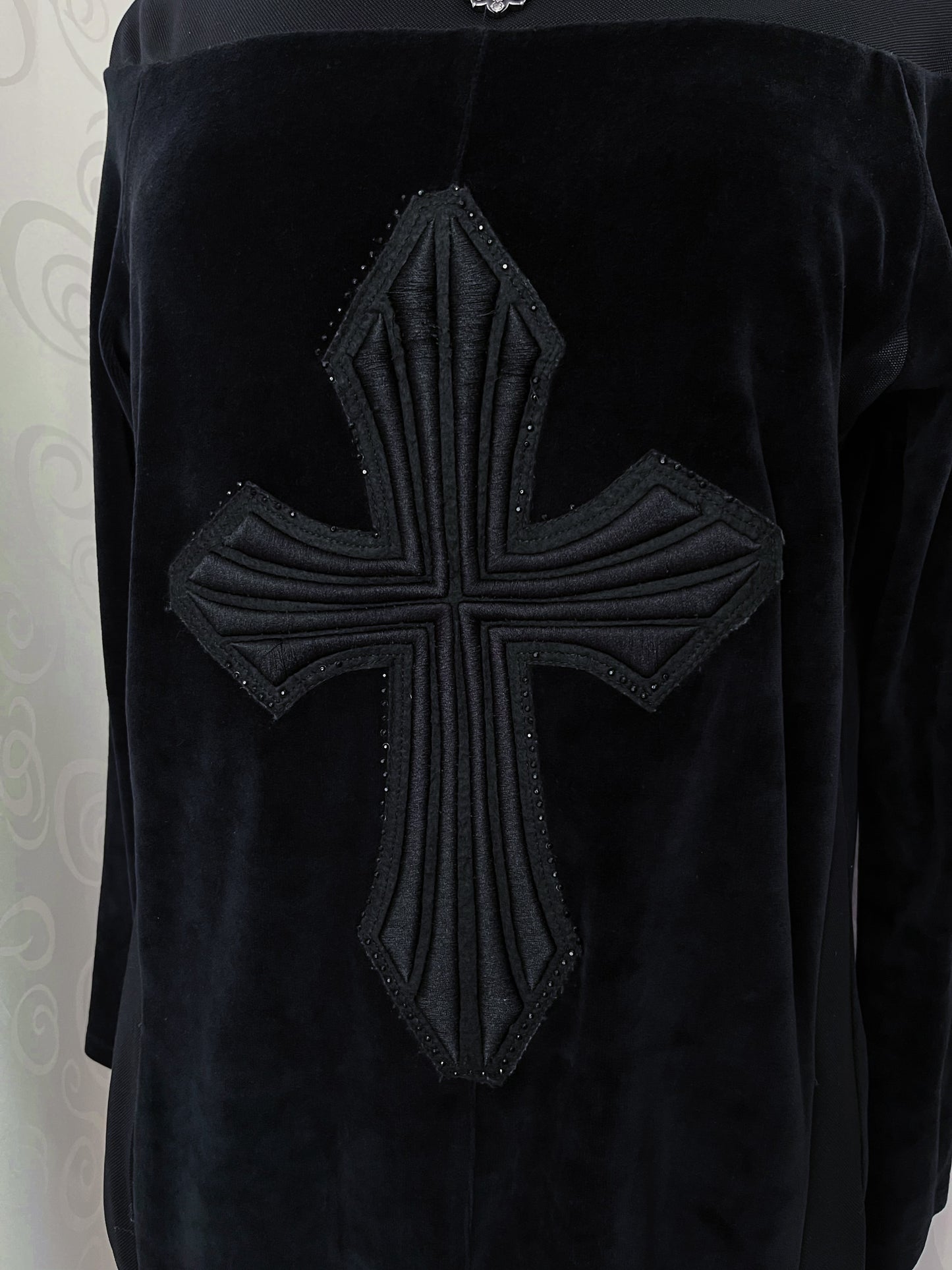 00’s Gothic velvet tunic/dress with cross patch ✝️🦇