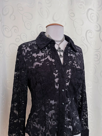 Iconic Gothic lacey black shirt 🕷️