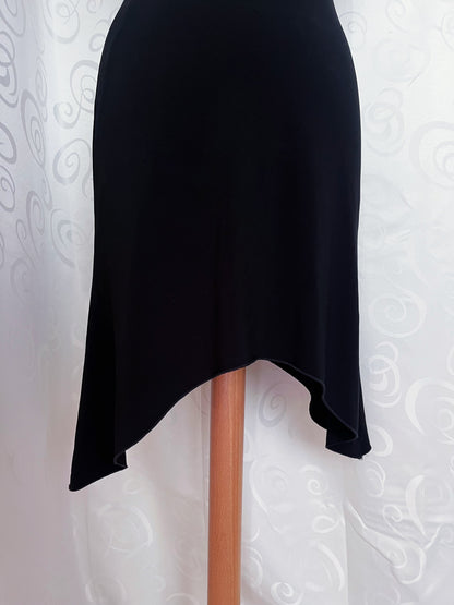 00’s witchy black asymmetrical dress 🖤