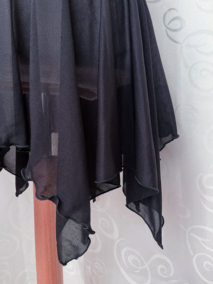 Witchy pointy mesh & velvet black skirt 🖤🕷️