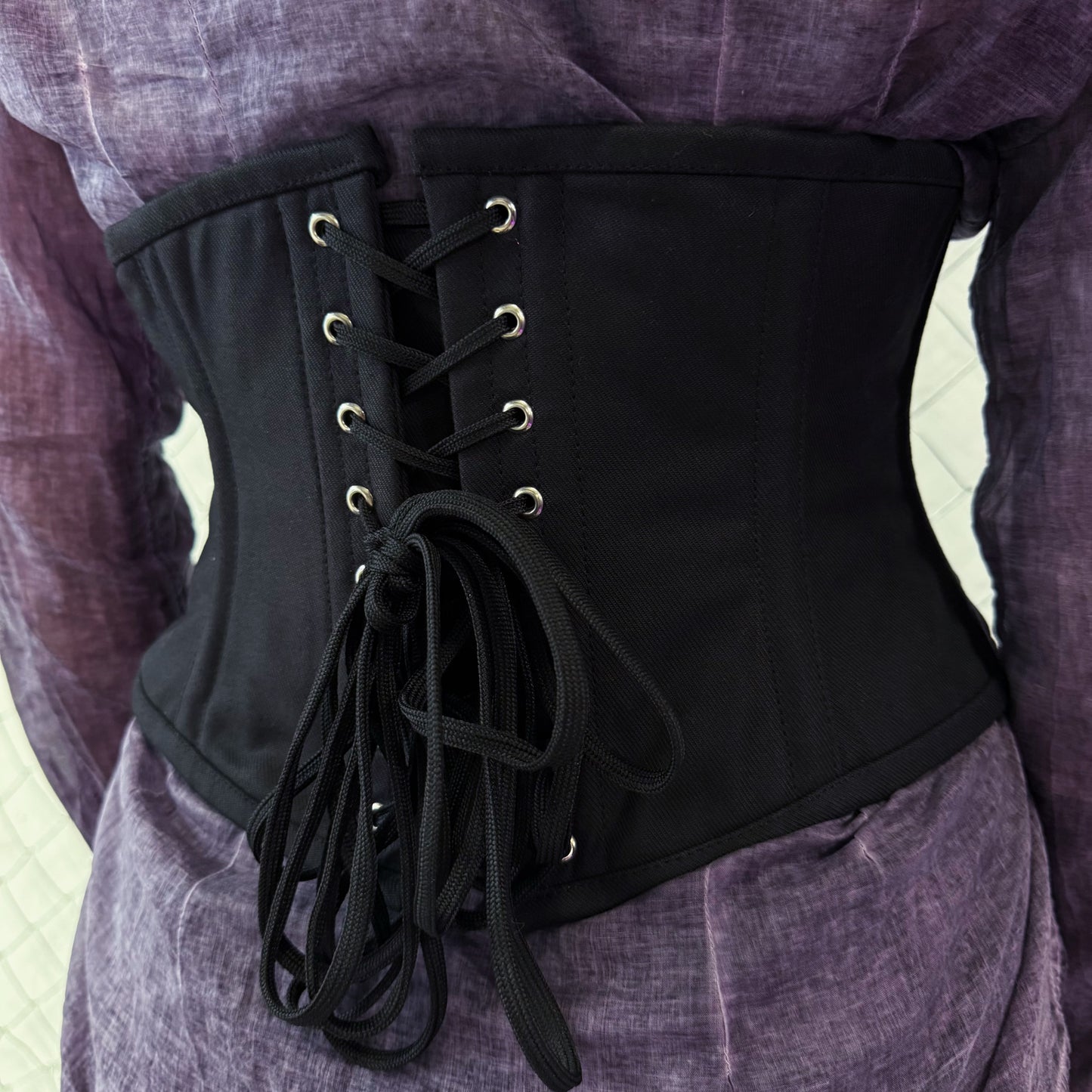 Dracula Black Cotton Panel Waist Cincher🦇