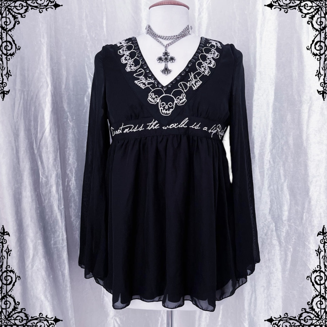 DEADSTOCK Japanese Ghost of Harlem Oversize Mesh top with embroidered skull details 💀