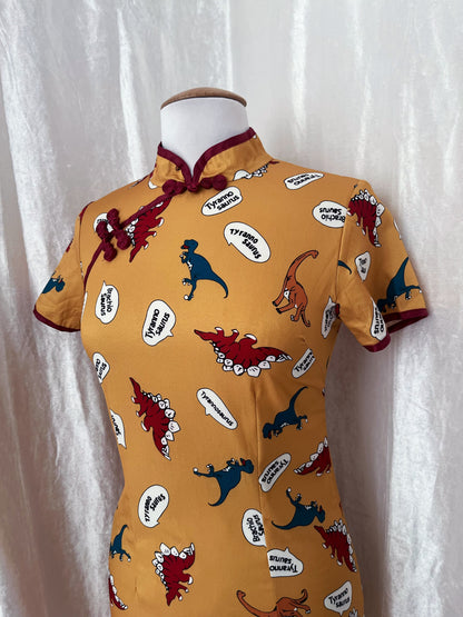 Modern Chinese Cheongsam Qipao dress with dinosaurs print 🦕🦖