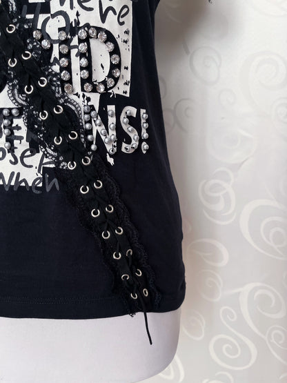 00’s iconic alternative tee with graphic print & lace-up details 🕷️🌀