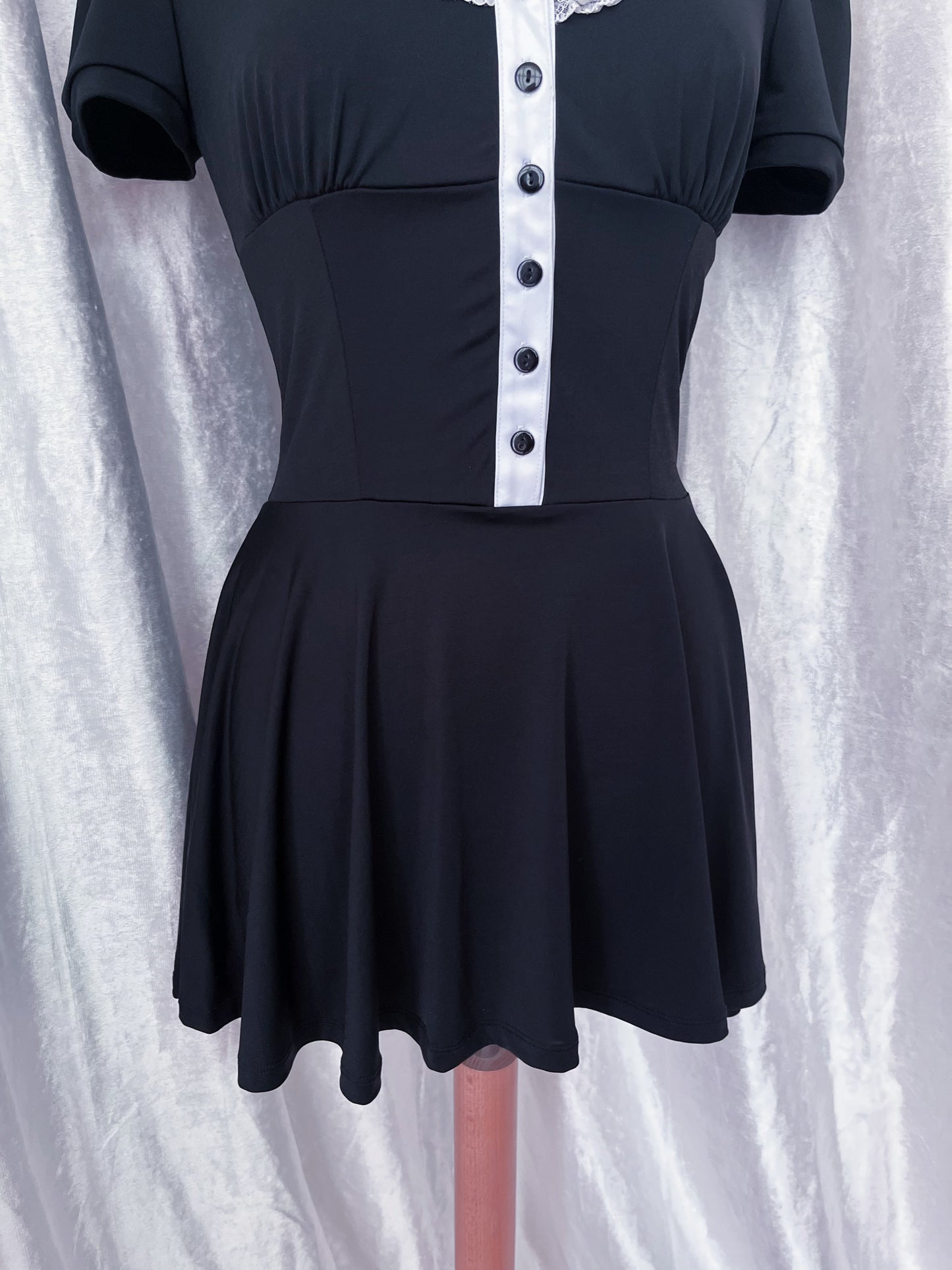 Modern, gothic lolita dress with cut-out chest detail 🗝️