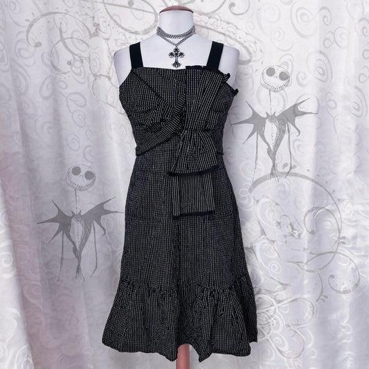 00’s Gothic striped dress with bow detail 💀🦇