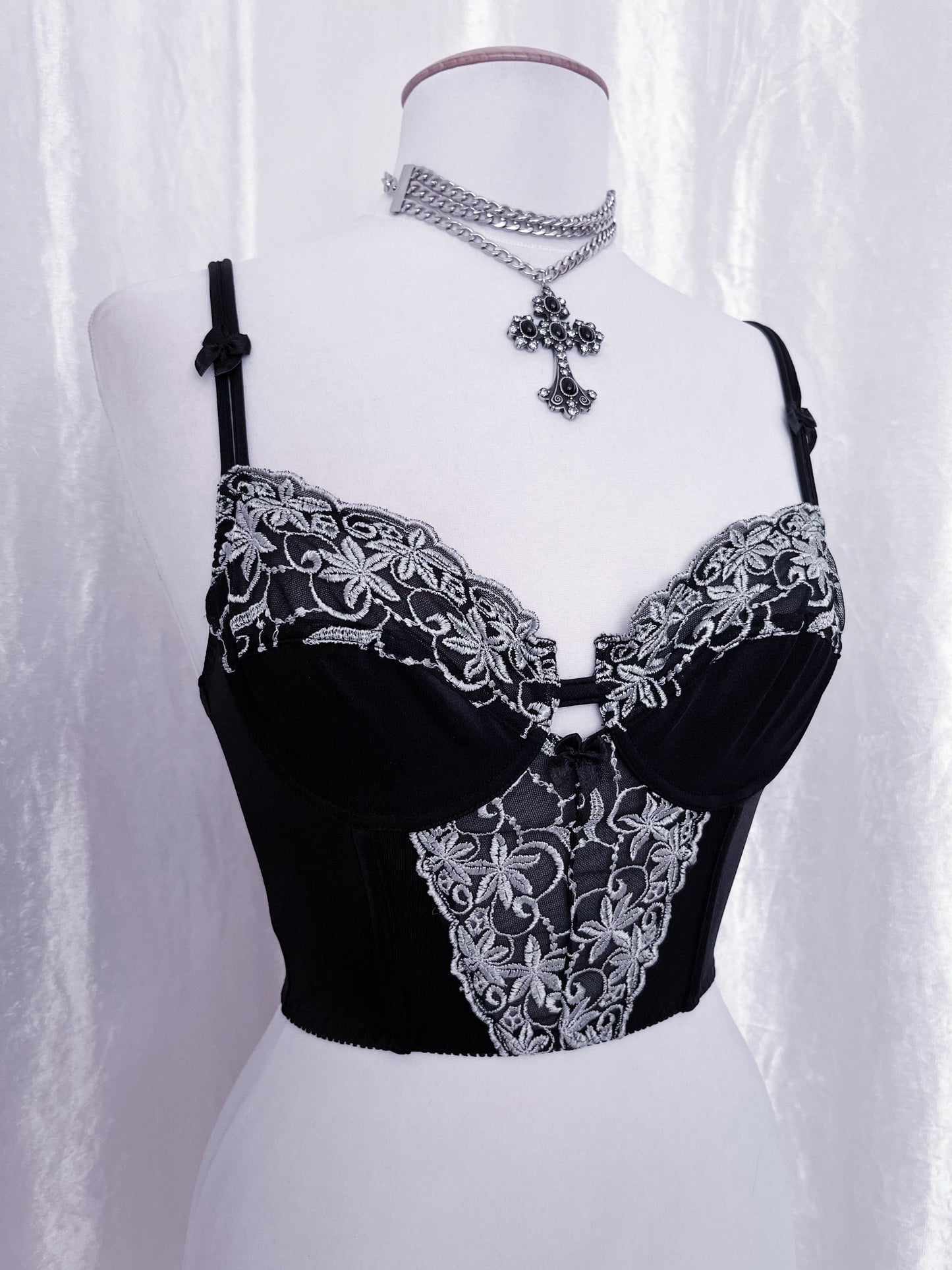 Dark fairy black crop corset top 🕸️🧚🏻